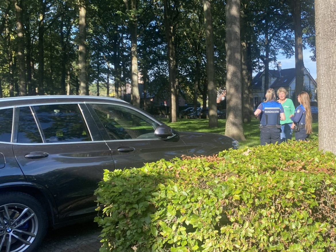 Boa’s gaan strijd aan met langparkeerders/kaartdoordraaiers!