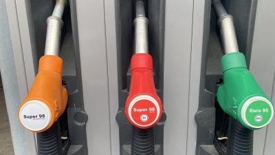Benzine adviesprijs naar recordhoogte: 2.72 euro … en straks nog hoger