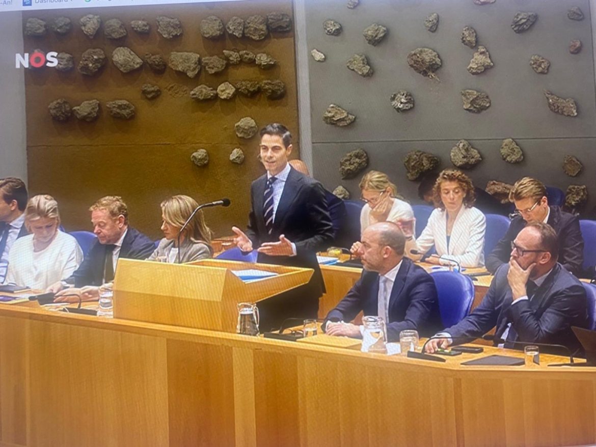 NOS: Na eerste debatdag blijft de vraag: hoe komt kabinet aan een meerderheid?