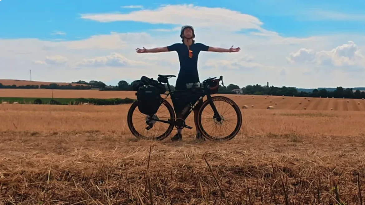 19-jarige Laarder fietst alleen naar Zuid-Frankrijk, beklimt Mont Ventoux en maakt docu