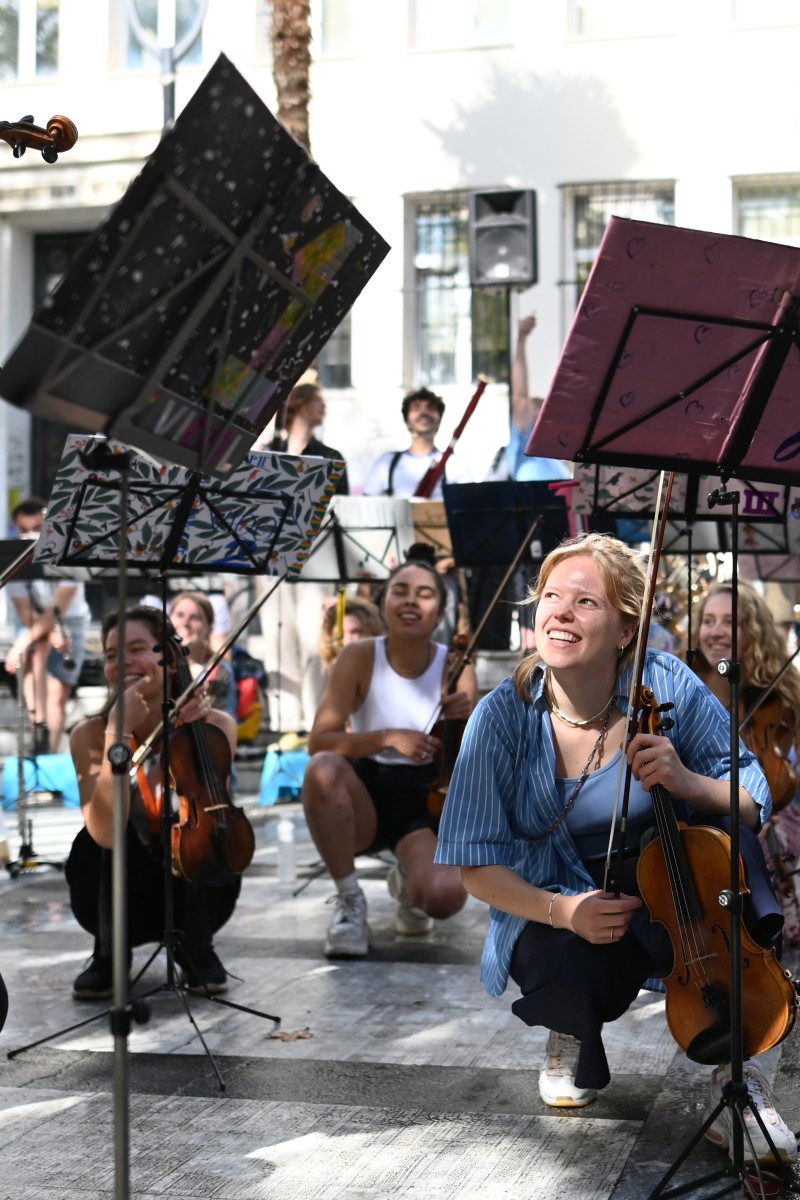 Ricciotti’s RecycleRondgang: Het Ricciotti Ensemble speelt ‘overal en voor iedereen