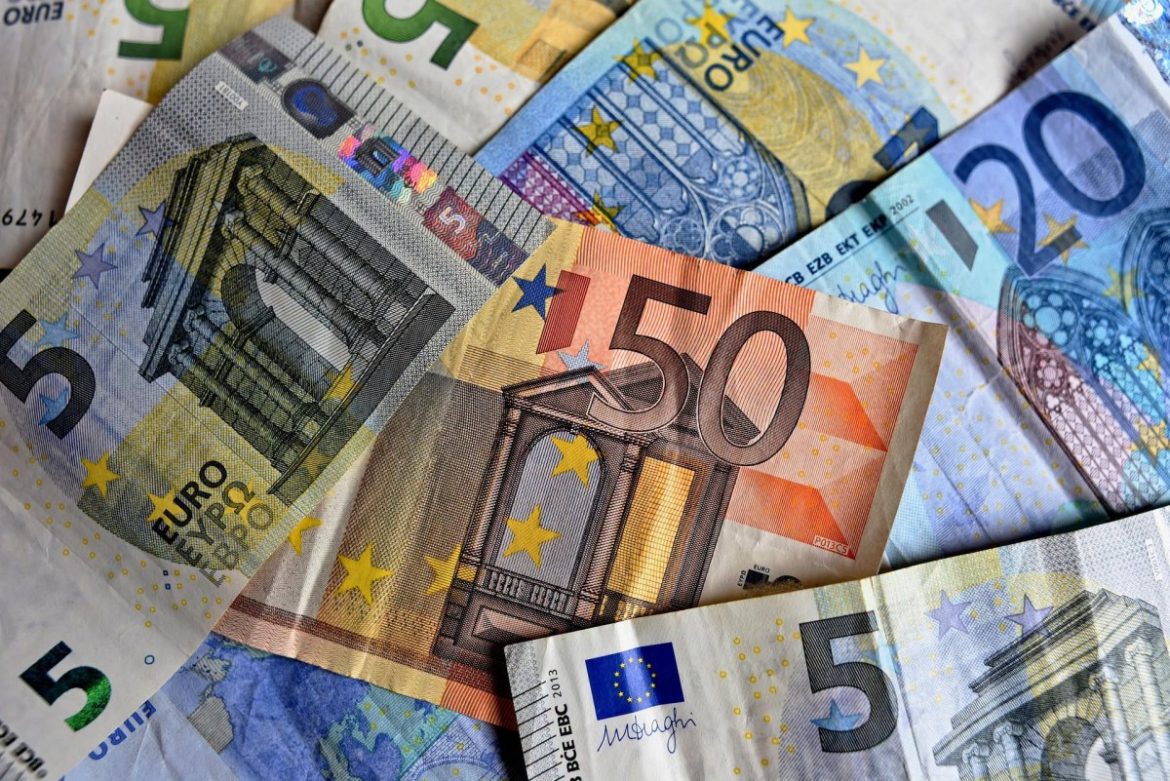 Waar gaat ons geld naartoe?
