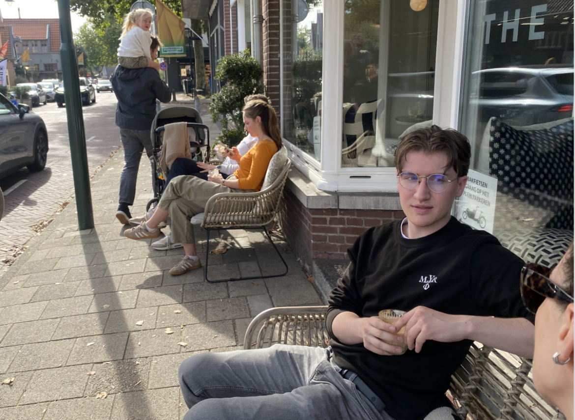 Zondag: 2104 x bekeken +Top 10 meest gelezen berichten