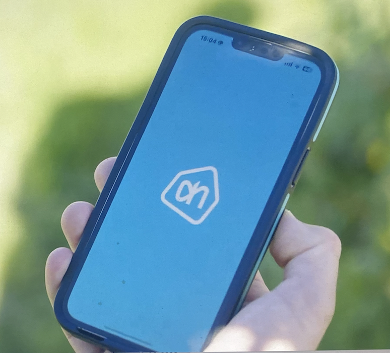 15.26 uur NOS: Albert Heijn start systemen op, ‘geen aanwijzingen voor gestolen klantgegevens’